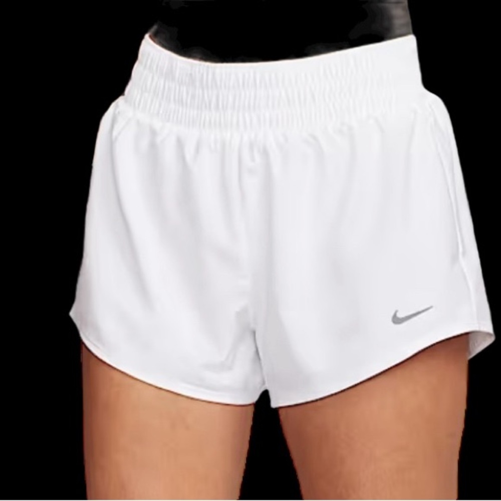 Nike Dri Fit Womens Running Shorts XL White Activewear Athletic Gym NWT